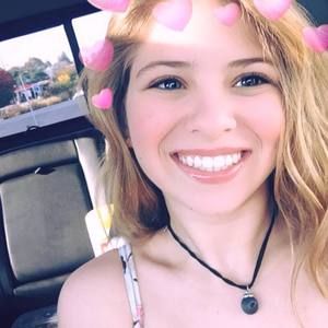 Meet your Posher, Ashleigh